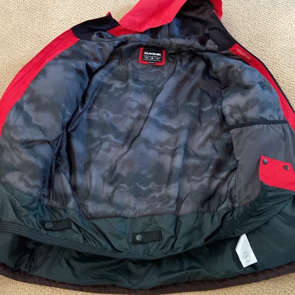 Men’s Dakine Ski/Snowboard Jacket/Coat - Picture 4 of 6